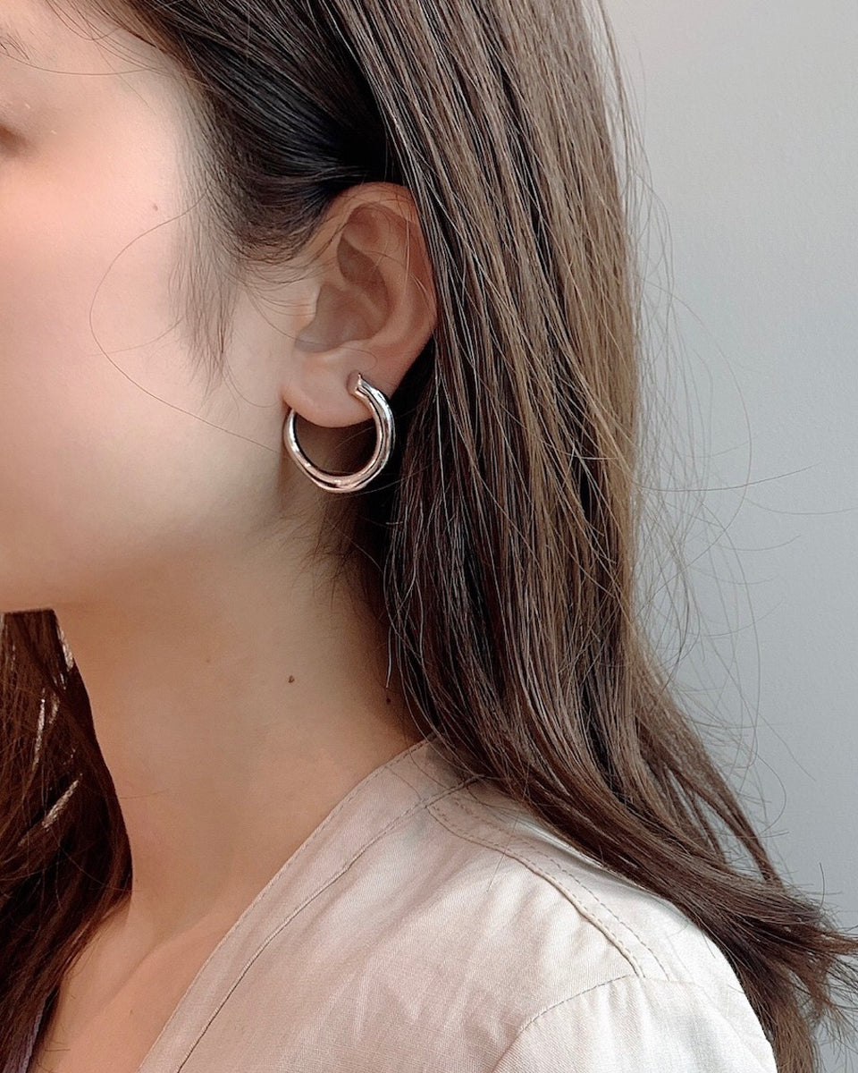 【Charlotte Chesnais/シャルロット・シェネ】Monie large earrings(SV)